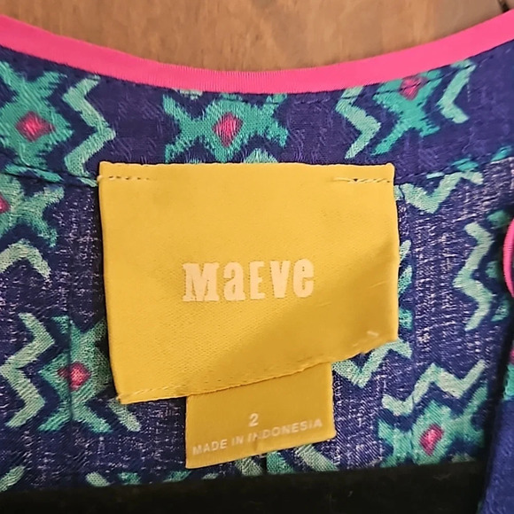 Anthropologie Maeve sleeveless Rayon print button up blouse. Size 2 - Picture 3 of 7